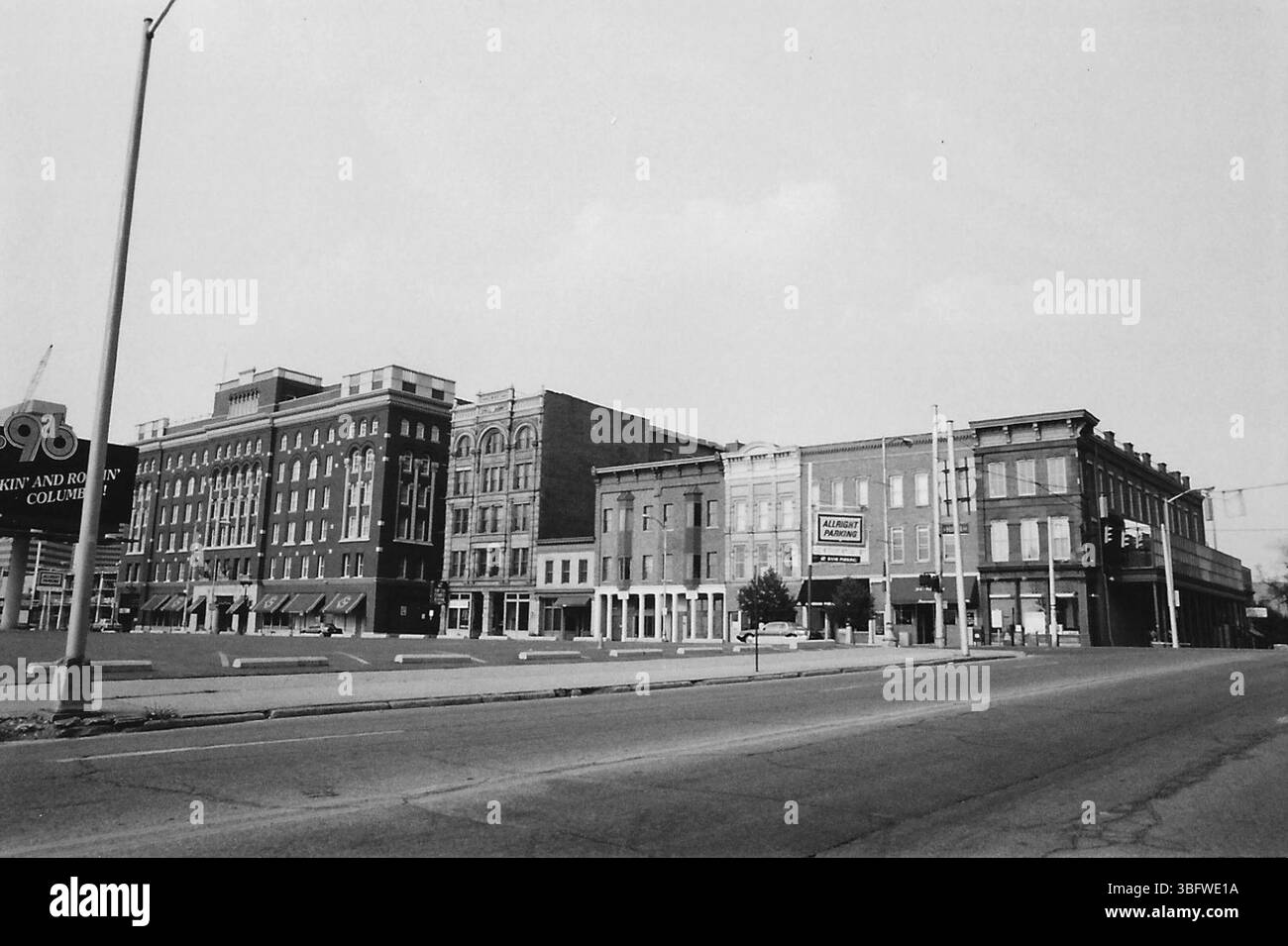 Fotografia del Great Southern Hotel di Columbus, Ohio, che guarda a est su Mound Street. Costruito dagli interessi tedeschi per incrementare il commercio nella parte meridionale della città, ora serve come Westin Columbus Hotel. Foto Stock