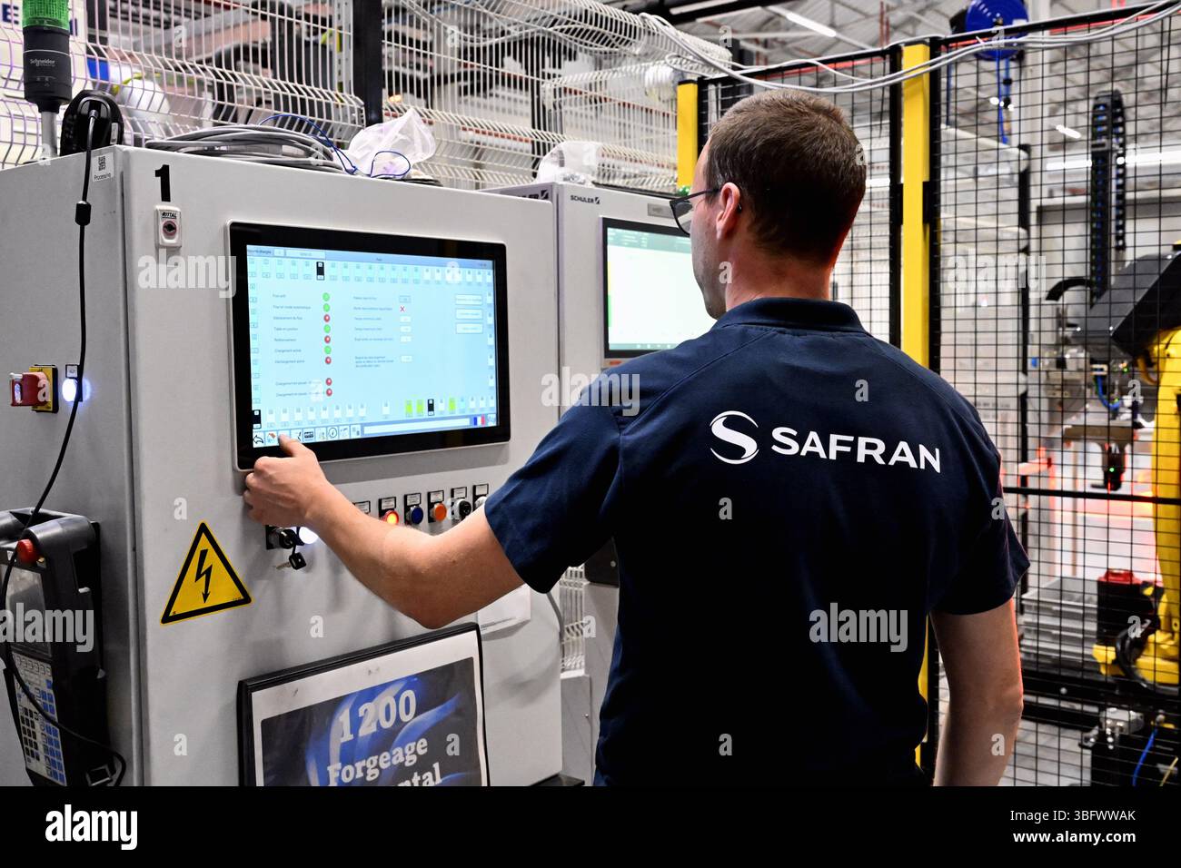 Marchin, Belgio. 3 giugno 2025. L'inaugurazione di Safran Blades, il nuovo stabilimento Safran Aero Boosters 4,0 specializzato nella produzione di pale per motori aerei, a Marchin, martedì 03 giugno 2025. BELGA PHOTO ERIC LALMAND credito: Belga News Agency/Alamy Live News Foto Stock