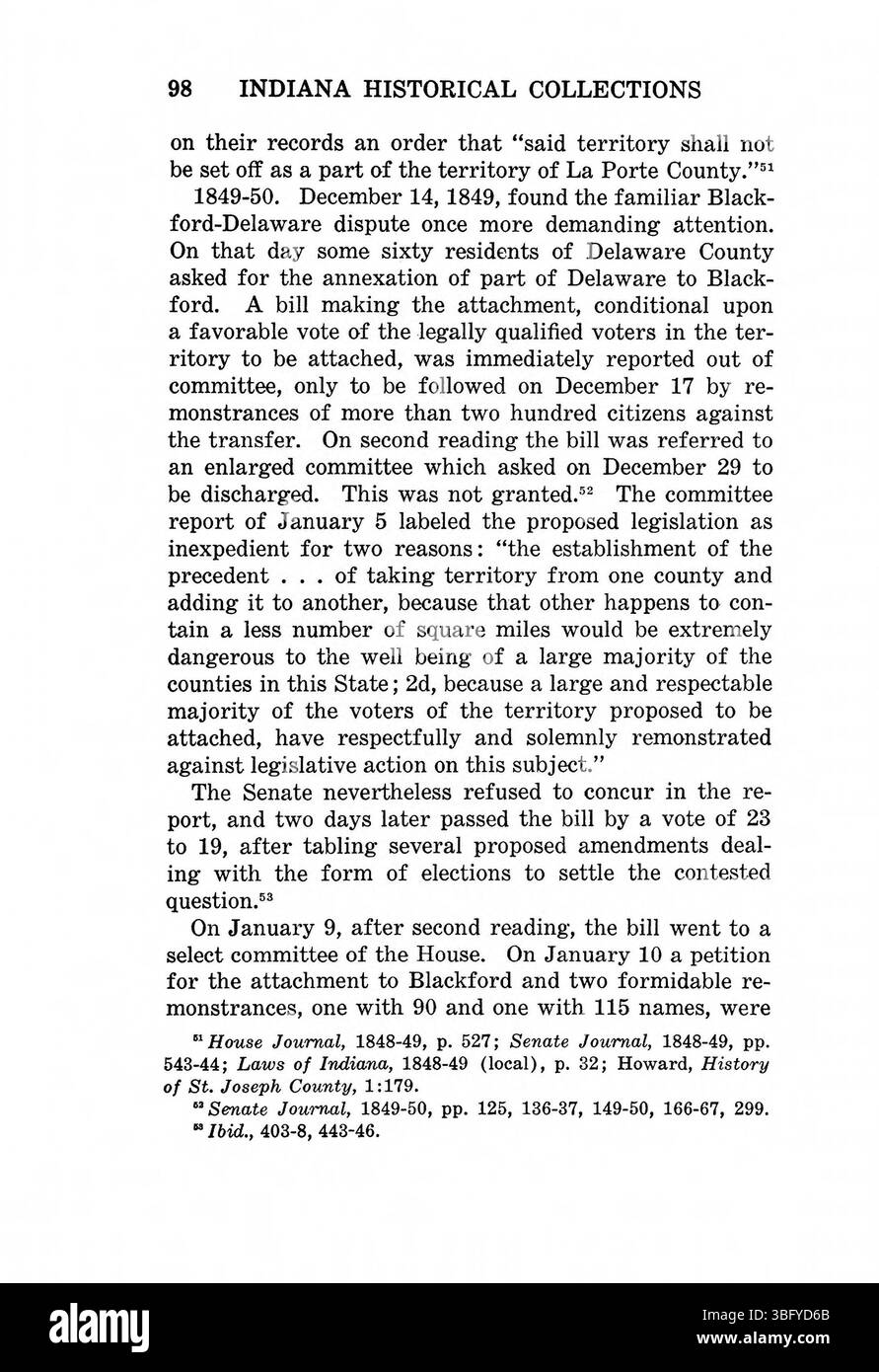 Pagina 114 dell'edizione ristampata del 1967 di "Indiana Boundaries" fornisce ulteriori approfondimenti sui cambiamenti e le modifiche nei confini dell'Indiana, completati da una varietà di mappe e riferimenti a fonti primarie. Foto Stock
