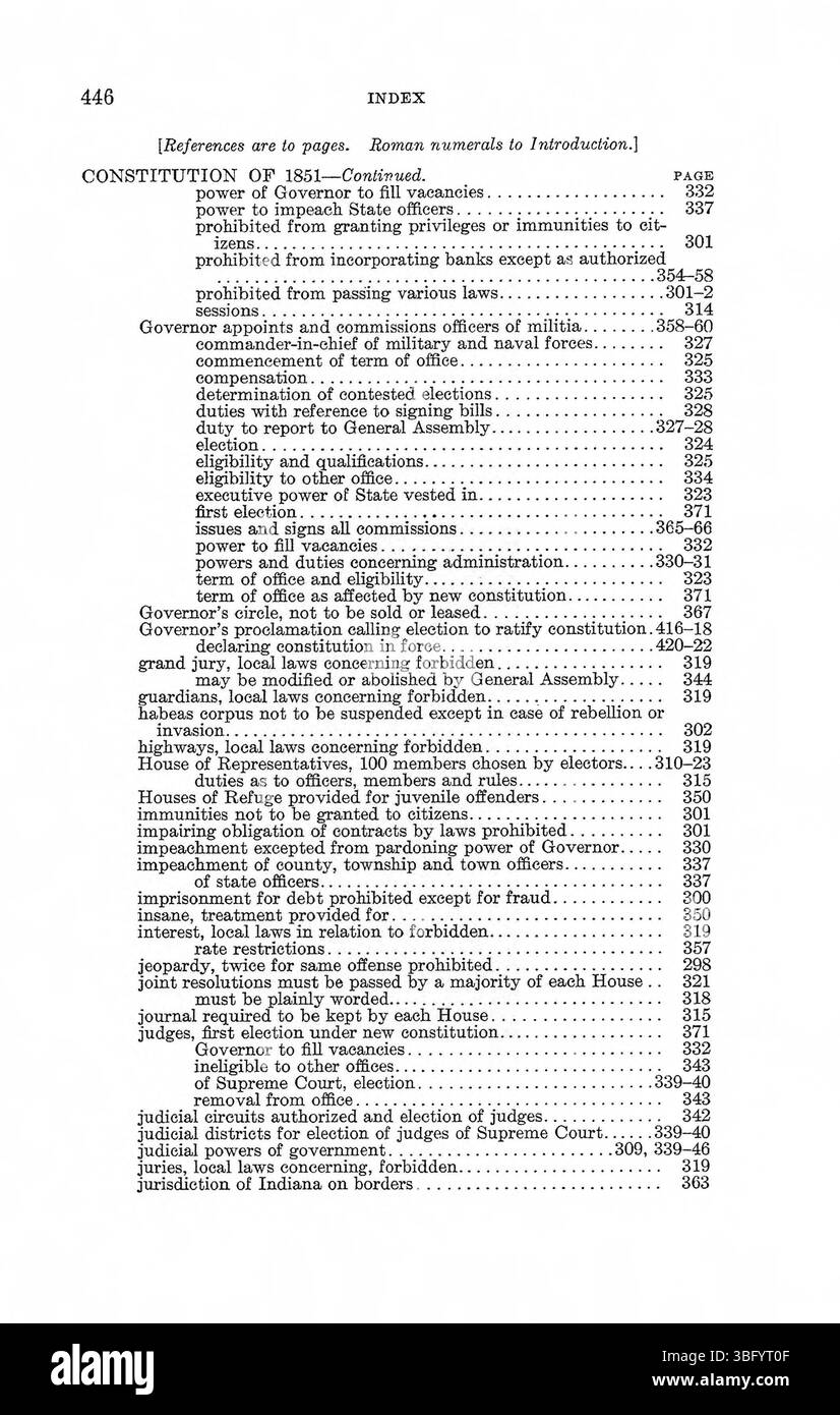 Il volume 1 di Constitution Making in Indiana (1971) esplora le lotte ideologiche e politiche dietro la creazione della costituzione dello stato dell'Indiana, concentrandosi sui dibattiti che hanno definito il primo panorama politico dello stato. Foto Stock