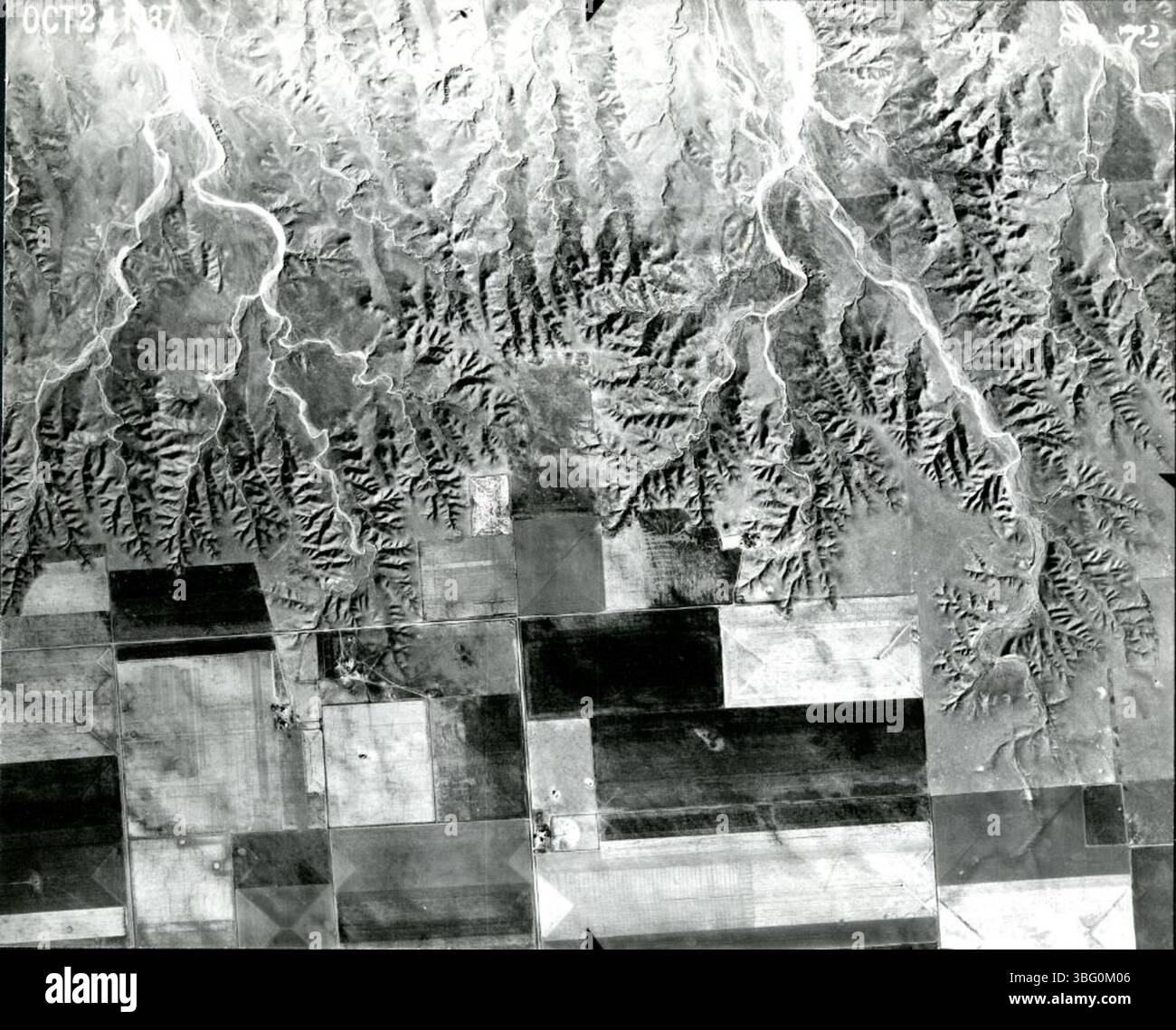 YD 80-72 è un documento di mappa geografica con una scala di 1:20.000. Mancano le informazioni sull'autore e al documento fa riferimento il codice 13812. Foto Stock