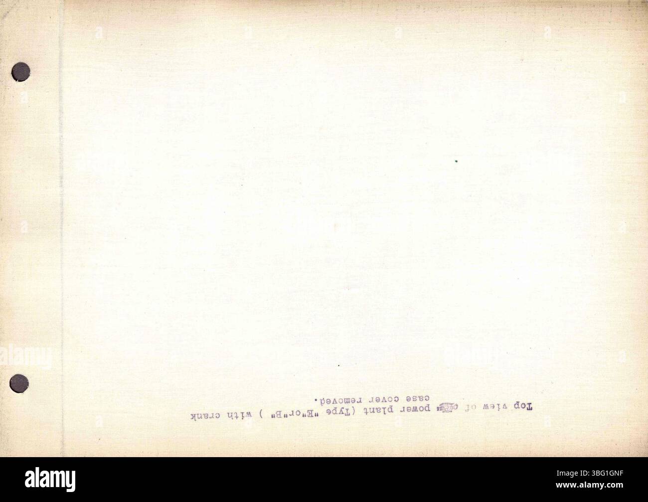 A pagina 36 sono illustrati i trattori Rumely a trazione d'olio e le viste interne delle operazioni di fabbrica a la porte, Indiana, scattate con fotografie in bianco e nero. Foto Stock