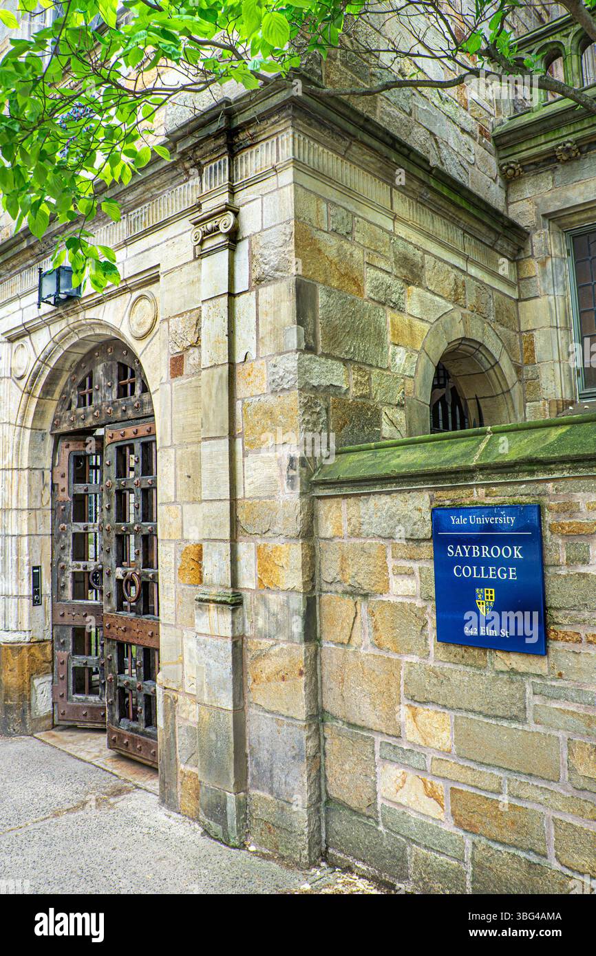Saybrook College, Yale University, ingresso esterno dell'edificio 242 Elm Street, New Haven, Connecticut, USA Foto Stock