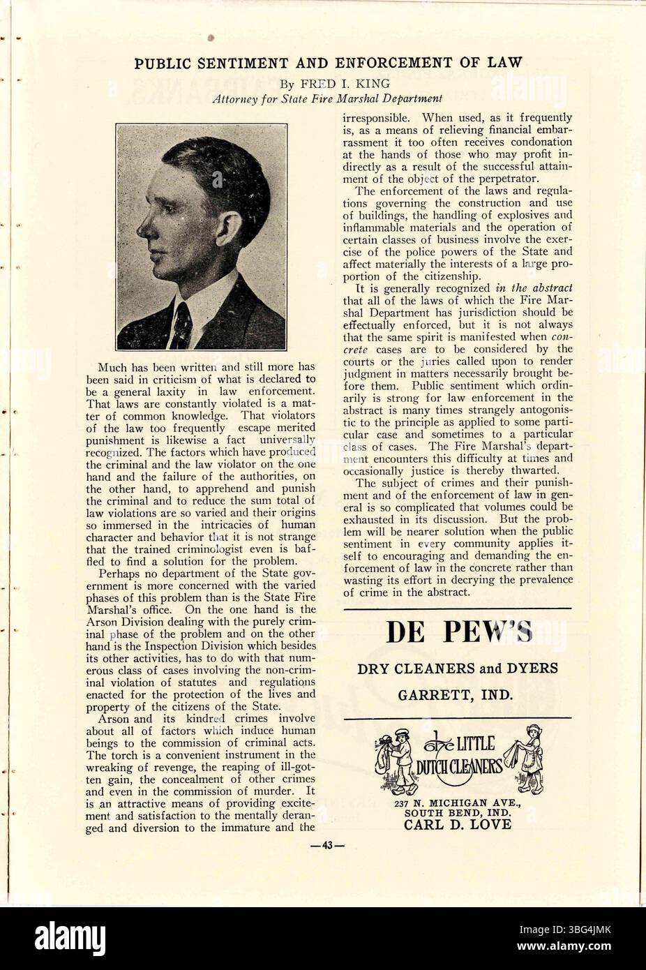 L'Indiana Fire Prevention Year Book and Manual 1928 offre articoli informativi sui metodi di prevenzione degli incendi, le iniziative di pubblica sicurezza e le pubblicità pertinenti. Foto Stock