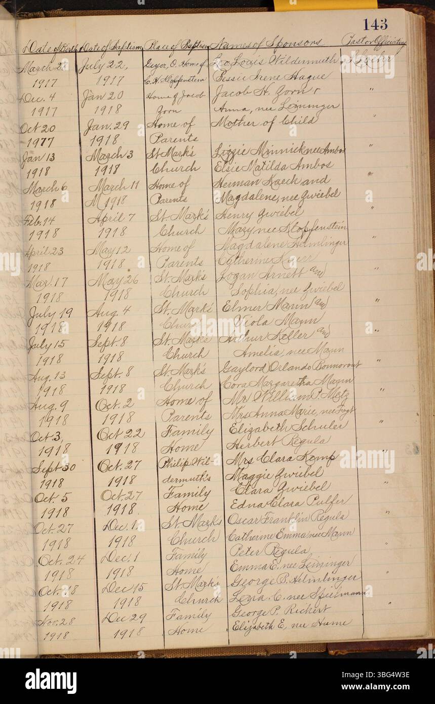 Gli atti ufficiali della Chiesa luterana di San Marco, compresi i battesimi, sono registrati tra il 1883 e il 1919. Questi documenti provenienti da Clay Township, Auglaize County, Ohio, sono bilingue in tedesco e inglese. Foto Stock