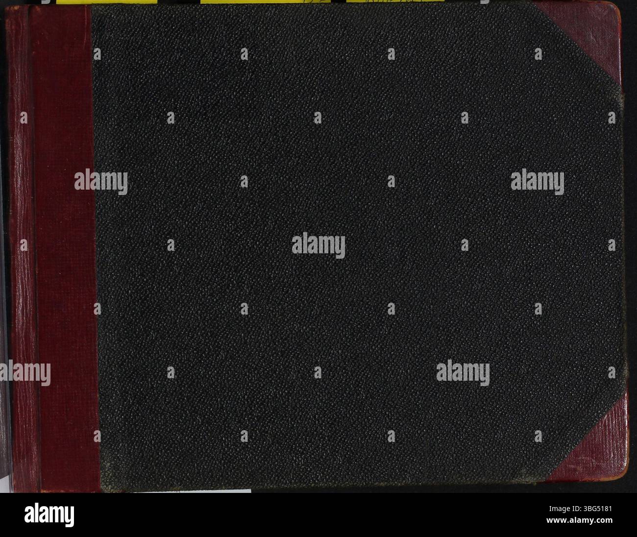 Questo registro contiene registrazioni di battesimi, matrimoni e funerali presso la chiesa luterana di St. Mark a Clay Township, Auglaize County, Ohio, dal 1835 al 1913. I registri sono scritti in inglese. Foto Stock