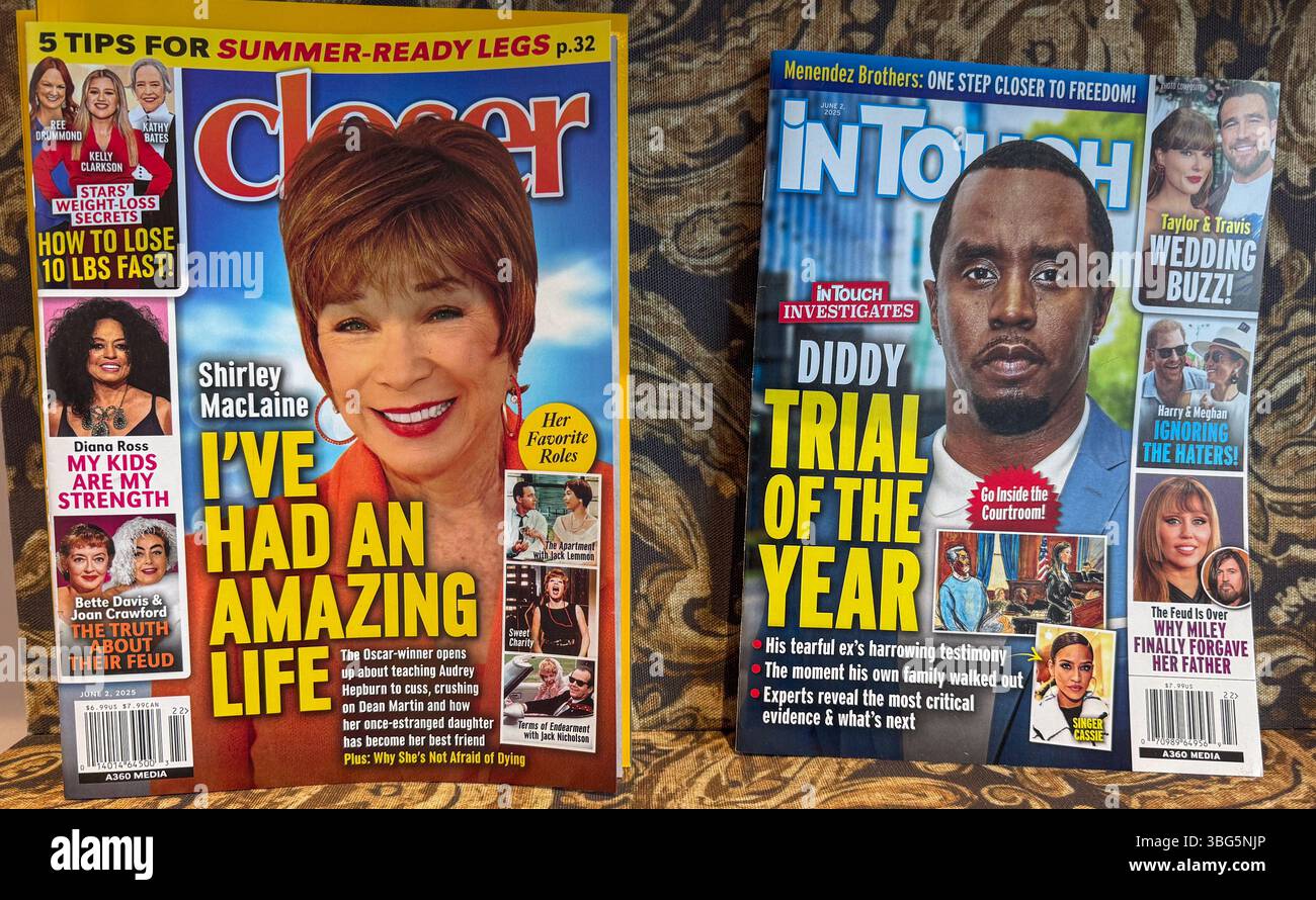 McClatchy Media Co., proprietaria di Touch, Life & Style, Closer and First for Women Magazines, chiuderà le riviste entro la fine di giugno 2025 Foto Stock