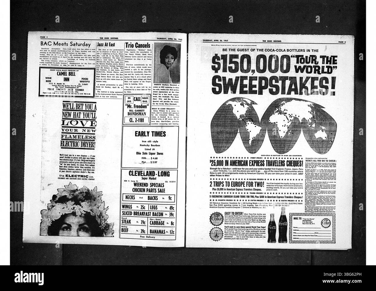 La pagina 3 dell'Ohio Sentinel del 26 aprile 1962 presenta un'analisi dettagliata delle lotte politiche affrontate dalla comunità afroamericana in Ohio, sottolineando il loro ruolo nella lotta per i diritti civili. Foto Stock