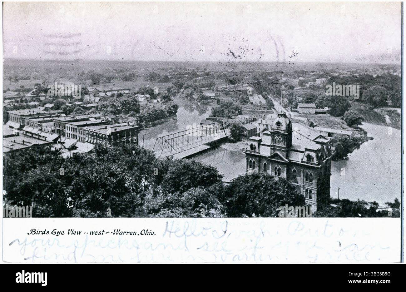 Una vista panoramica del 1907 di Warren, Ohio, che guarda verso ovest sulla città con una vista chiara del municipio e del fiume Mahoning. Foto Stock