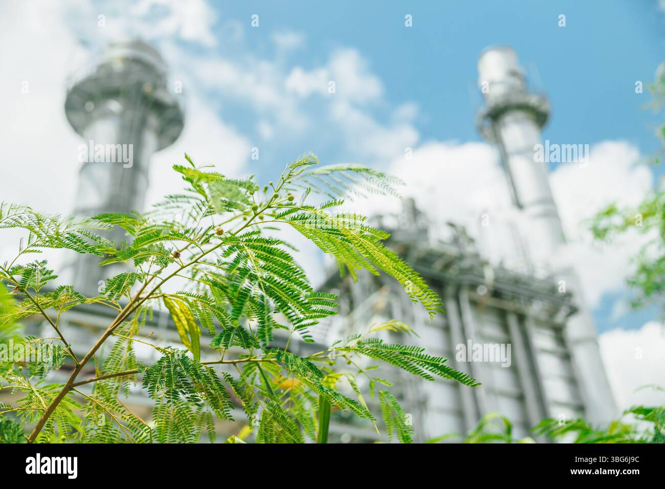 Sviluppo sostenibile dell'industria, Green Business Industries Using Renewable Energy, concetto di ambiente a basso consumo di CO2. Foto Stock