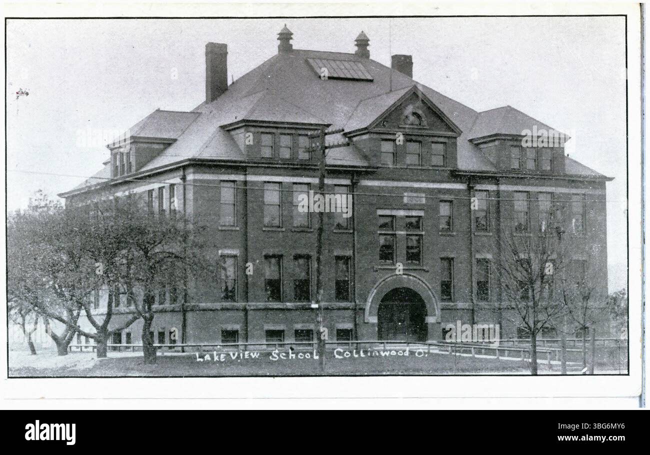 La Lakeview High School di Collinwood, Cleveland, Ohio, fu il luogo di un tragico incendio il 4 marzo 1908, che causò la morte di 175 persone. L'incendio rimane uno dei più mortali incendi scolastici nella storia degli Stati Uniti. Foto Stock