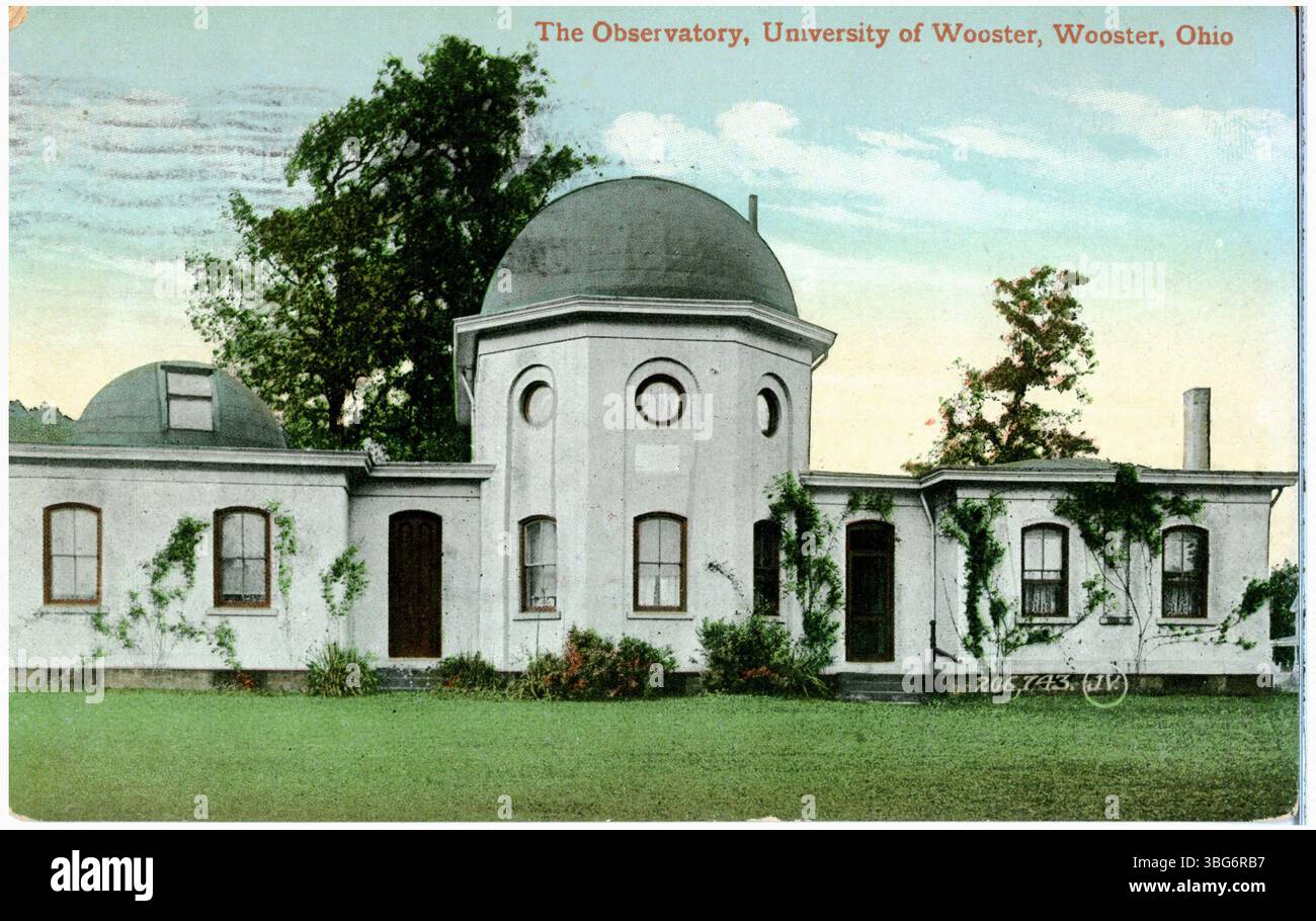 Questa immagine del 1912 mostra l'Osservatorio situato nel campus dell'Università di Wooster a Wooster, Ohio. L'osservatorio è stato a lungo un sito per la ricerca astronomica e l'educazione. Foto Stock