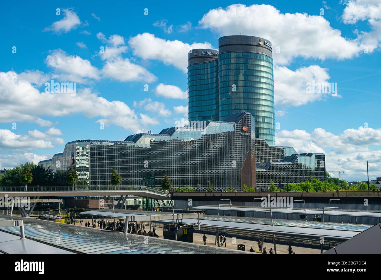 Sede principale del gruppo Rabobank nel centro della città di Utrecht, Paesi Bassi Foto Stock