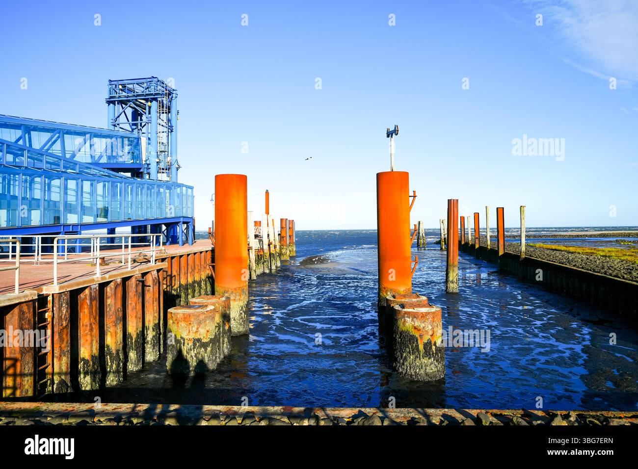 Paesaggio con vista sul porto e sul Mare del Nord vicino a Wittdün su Amrum. Foto Stock