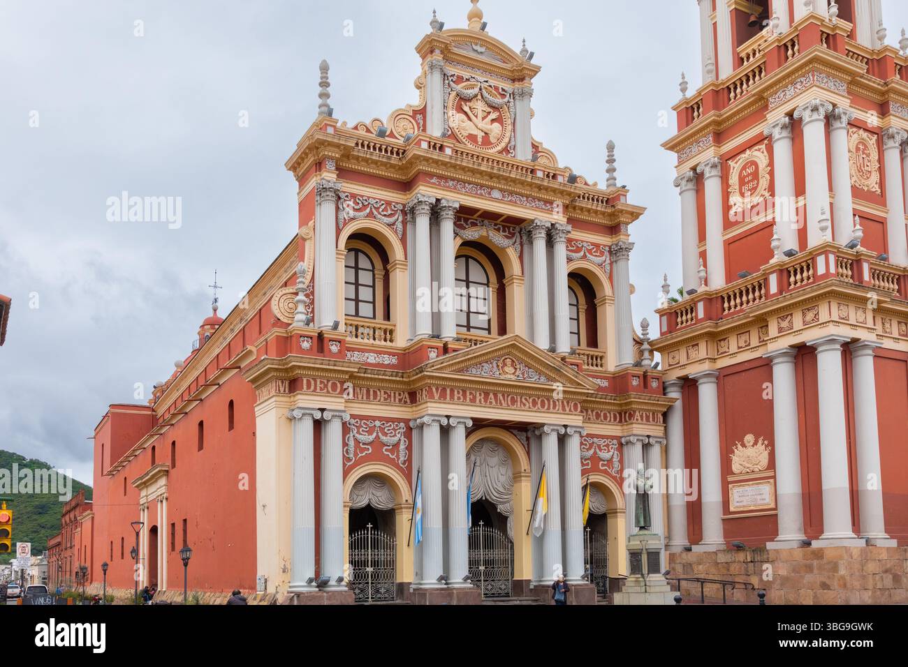 La chiesa e il convento simbolo di San Francisco nel cuore di Salta, Argentina. Foto Stock