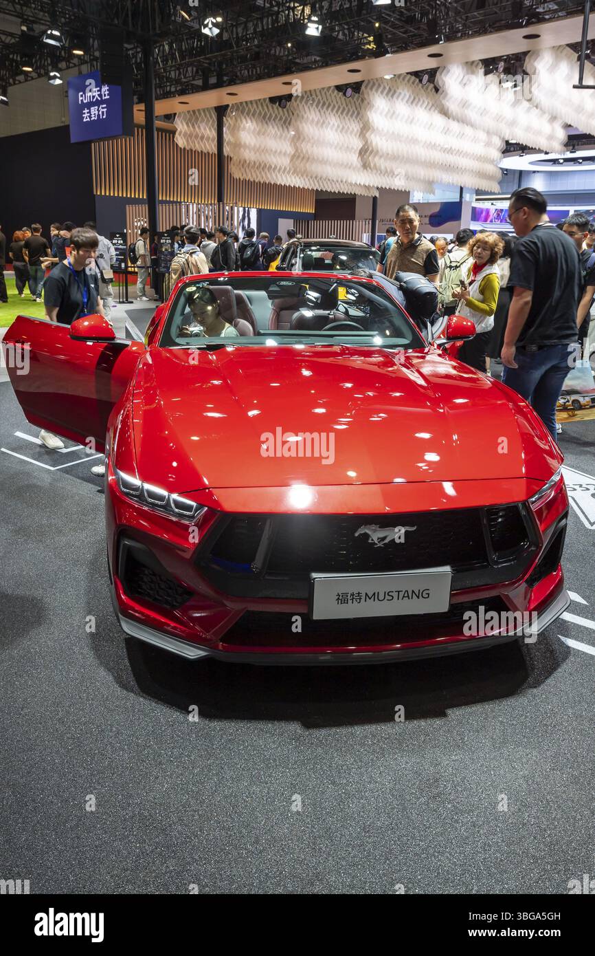 Veicolo, auto, auto elettrica, elettromobilità, Ford Mustang, salone dell'automobile di Shanghai 2025, Shanghai, Repubblica Popolare Cinese Foto Stock