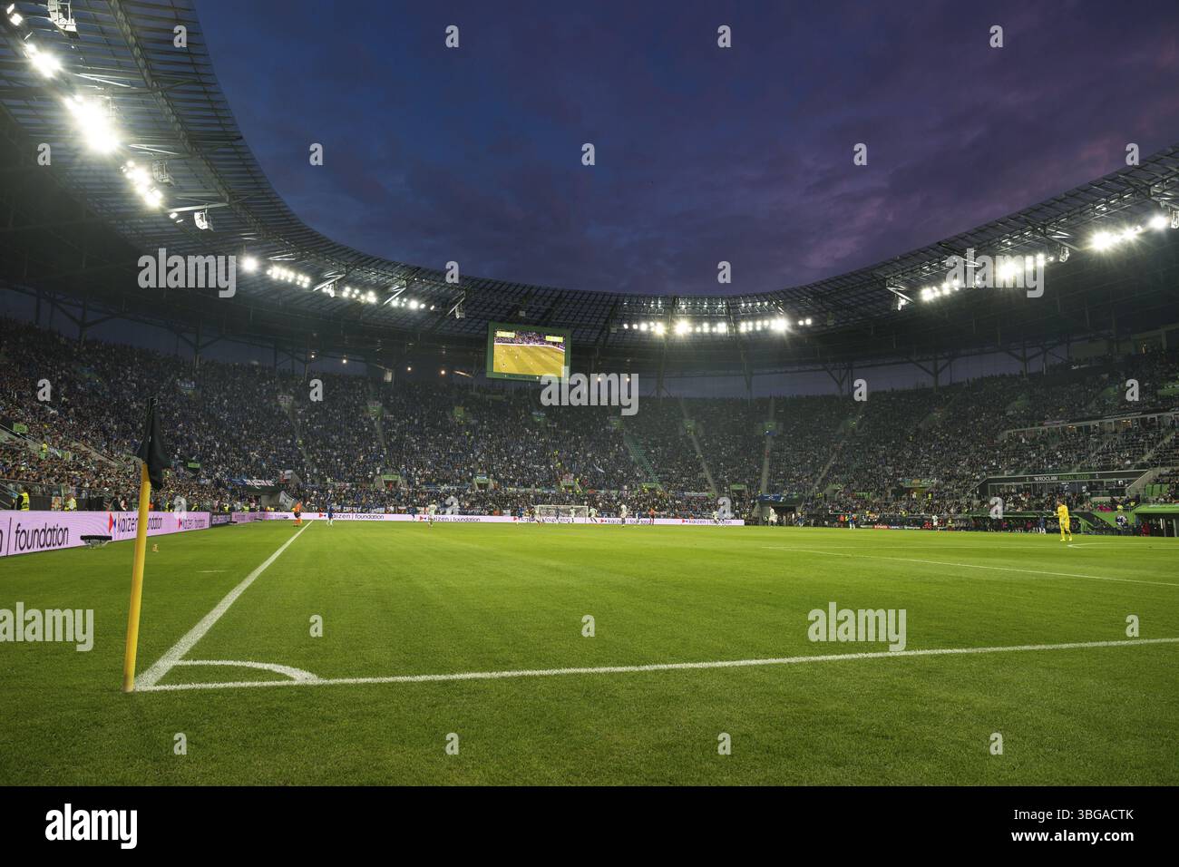 WROCLAW, POLONIA - 28 MAGGIO 2025: Finale di UEFA Conference League Real Betis - Chelsea 1:4. Vista aerea dello stadio Foto Stock