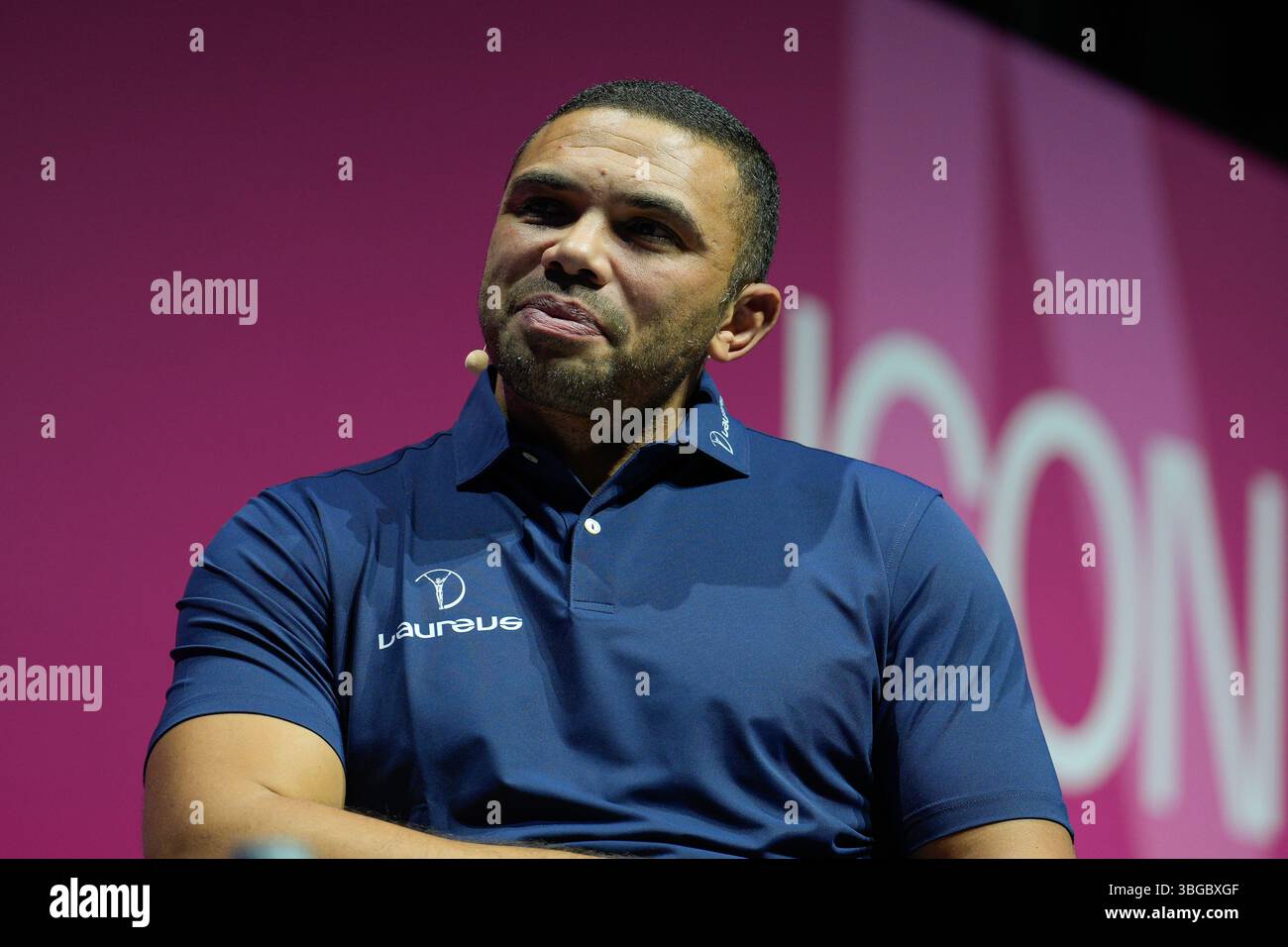 Lisbona, Portogallo. 4 giugno 2025. Brian Habana, Vincitore della Coppa del mondo di rugby e membro della Laureus Academy presso la Laureus Sport for Good Foundation Sudafrica, si rivolge al pubblico durante il primo giorno dell'ICON, Conferenza internazionale sull'influenza. Credito: SOPA Images Limited/Alamy Live News Foto Stock