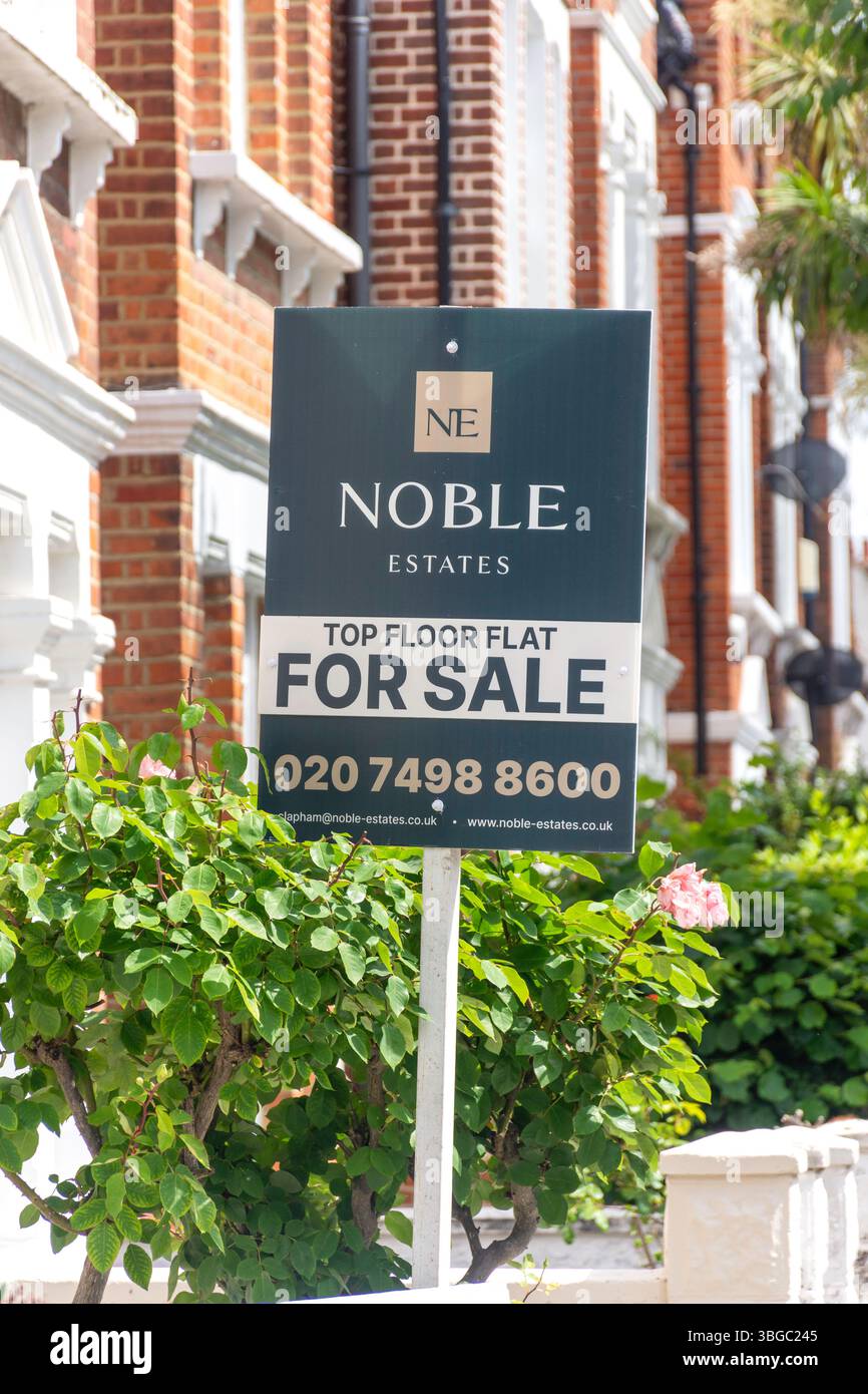 Cartello Top flat for sale, Wakefield Road, Balham, London Borough of Wandsworth, Greater London, England, United Kingdom Foto Stock