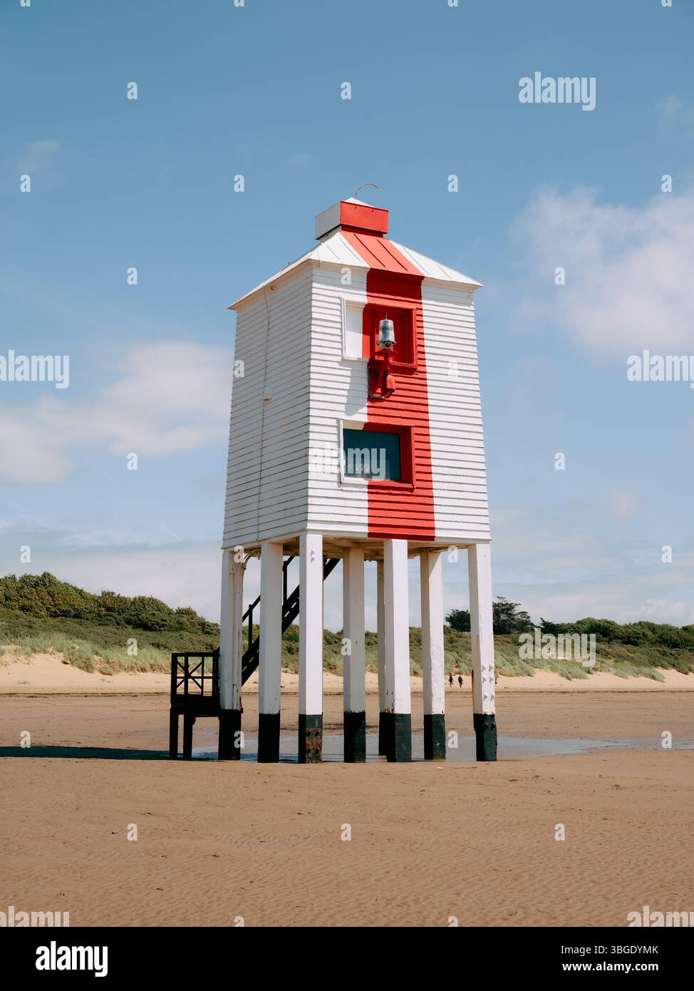 Faro di Burnham-on-SEA Low con bassa marea sull'estuario di Severn, Somerset, Inghilterra, Regno Unito Foto Stock