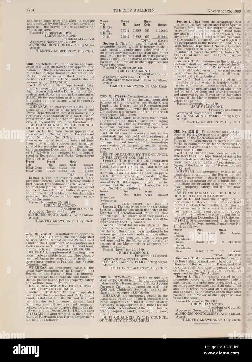 Questa sezione del Columbus City Bulletin 1989 include i procedimenti del consiglio comunale, le pubblicità per le offerte, le ordinanze approvate, gli aggiornamenti per il servizio pubblico e le attività del Consiglio d'acquisto. Foto Stock