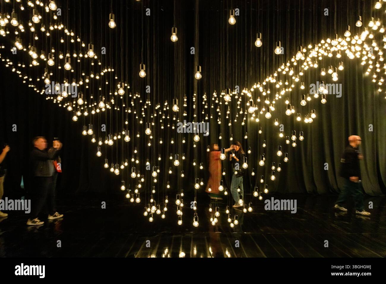 Parigi, Francia. 5 giugno 2025. Euphoria è il più grande evento al mondo dedicato alle installazioni di aria e gonfiabili. L'edizione di quest'anno presenta 20 nuovissime opere d'arte interattive su larga scala create da alcuni dei più celebri artisti contemporanei. Foto Stock