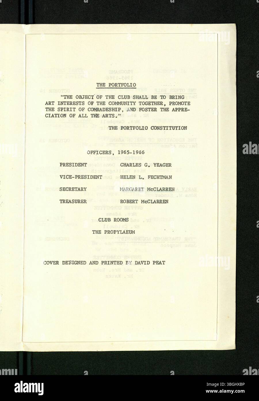 Annuario annuale per il periodo 1965-1966 del Portfolio Club, che documenta le attività del club, i membri e gli eventi durante l'anno accademico. Foto Stock