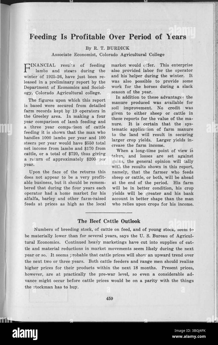 "Through the Leaves" (1926) fornisce uno sguardo completo sulla natura, l'esperienza umana e l'introspezione. L'indice degli argomenti (pagine 532-539) incluso aiuta i lettori a concentrarsi sugli argomenti chiave trattati nel lavoro, offrendo un'esperienza di lettura strutturata. Foto Stock