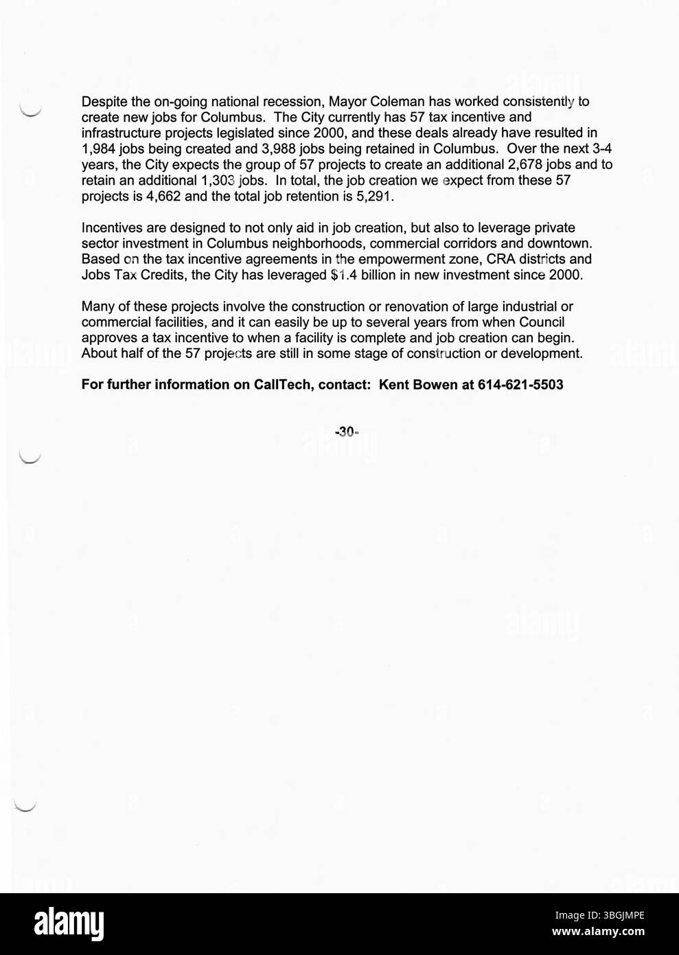 I comunicati stampa del 2003 dell'ufficio del sindaco Michael Coleman descrivono in dettaglio i progetti, le politiche e la leadership della sua città su questioni chiave come lo sviluppo economico e la crescita della città. Come primo sindaco afroamericano di Columbus, Coleman guidò la città per quattro mandati, plasmando il suo futuro attraverso iniziative e cambiamenti politici. Foto Stock