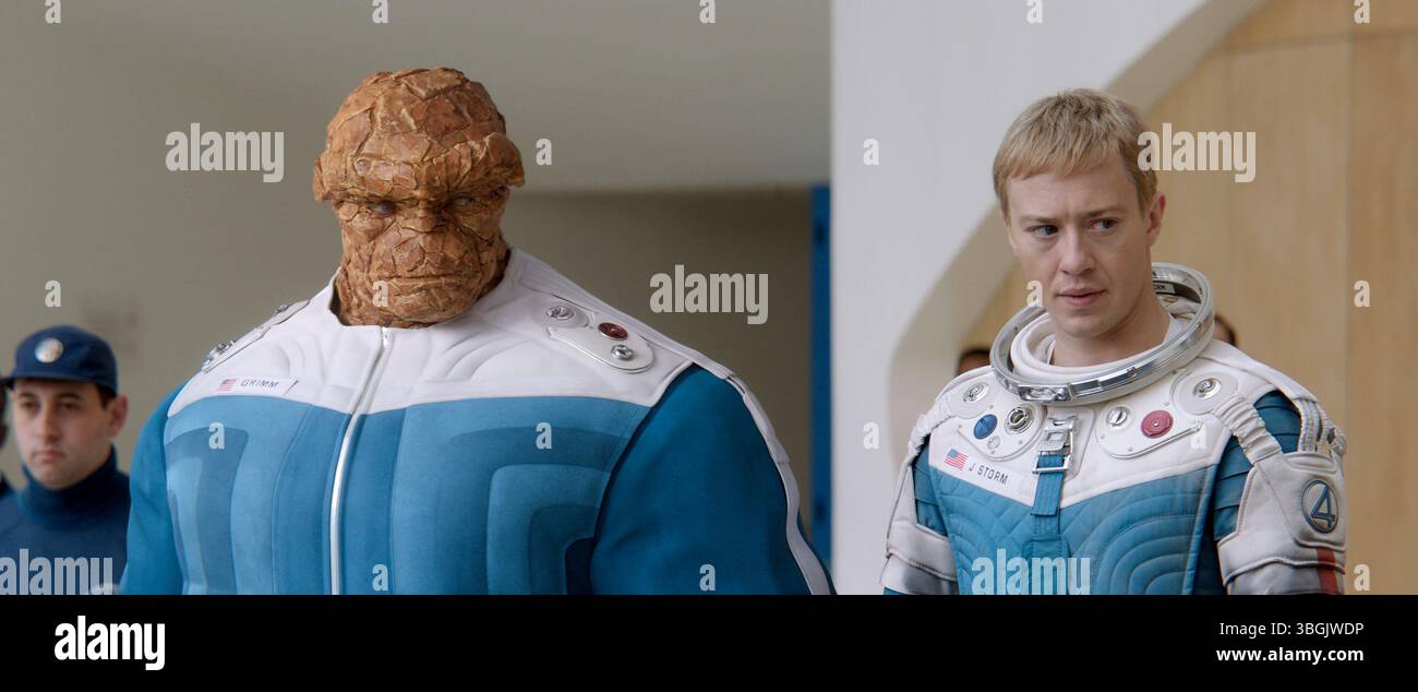 I fantastici quattro Ebon Moss-Bachrach e Joseph Quinn Foto Stock