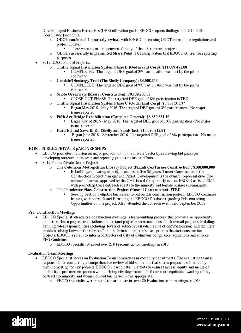 Il rapporto annuale 2015 della città di Colombo presenta una revisione completa delle attività finanziarie della città, con i dettagli delle entrate e delle spese. I rapporti del City Clerk, del tesoriere della città e del Comitato dei modi e dei mezzi offrono informazioni sulla gestione fiscale, sulle entrate e sulle spese. Foto Stock