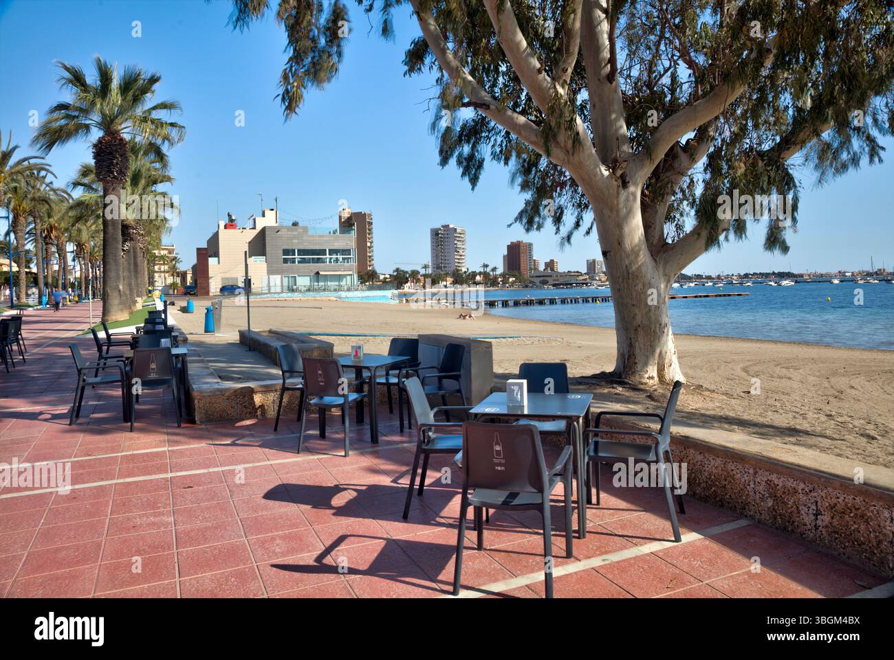 Playa Barnuevo, caffetteria, Spiaggia, Paseo Maritimo, architettura, Santiago de Ribera, Mar Menor, Comunità autonoma di Murcia, Spagna, Foto Stock
