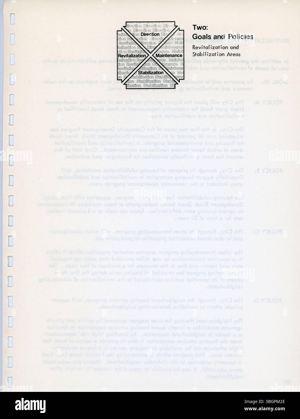 Il piano di assistenza per gli alloggi del terzo anno 1977 fornisce una strategia per lo sviluppo degli alloggi ai sensi della legge del 1974 sugli alloggi e lo sviluppo comunitario. Comprende un'analisi dettagliata delle condizioni abitative, integrata da mappe e tabelle, incentrata su sforzi coordinati pubblici e privati per garantire alloggi a prezzi accessibili. Foto Stock