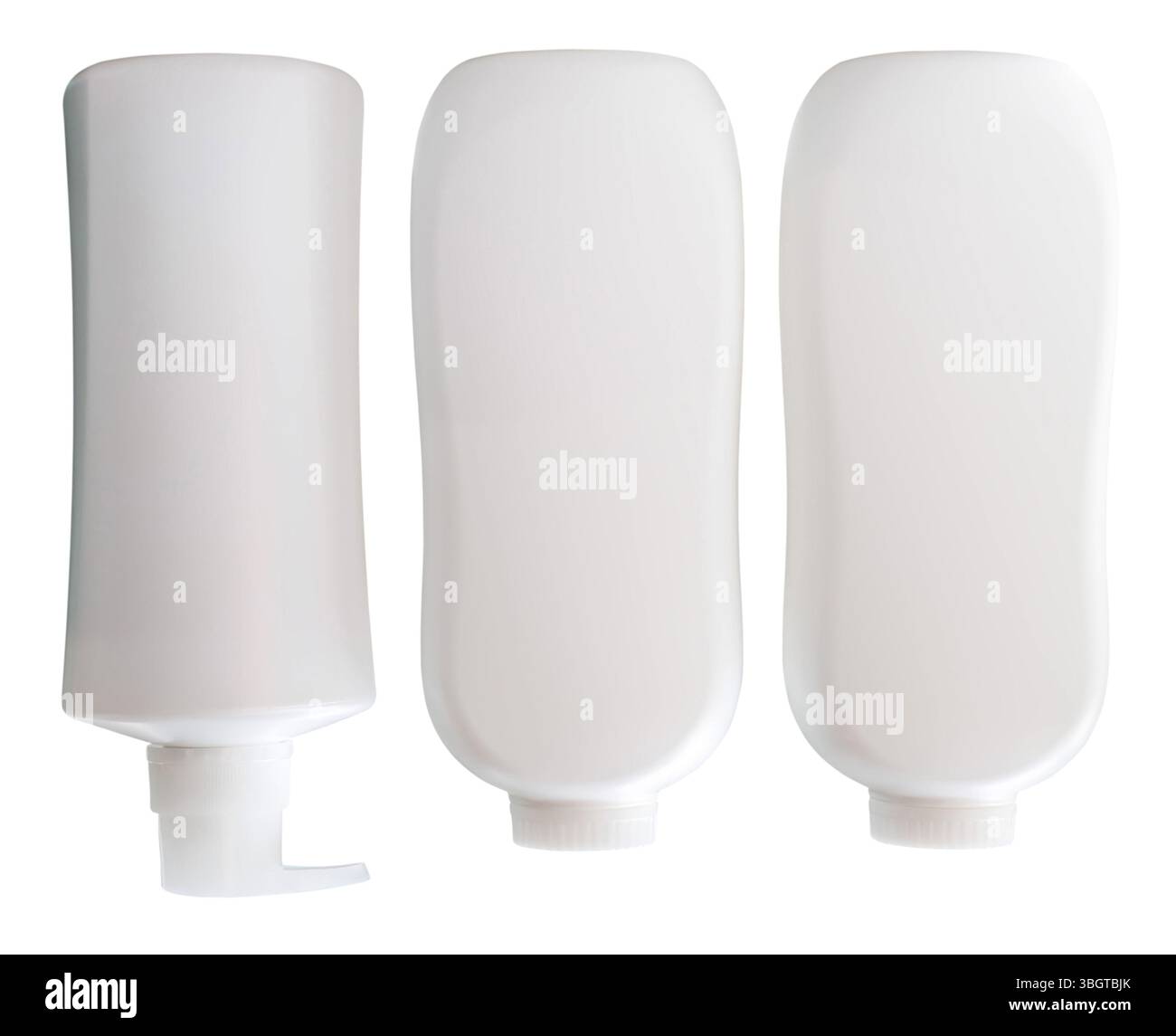 Il set di tre shampoo o balsamo per capelli bianchi e il flacone o contenitore in polvere in verticale è isolato su sfondo bianco con percorso di ritaglio. Foto Stock