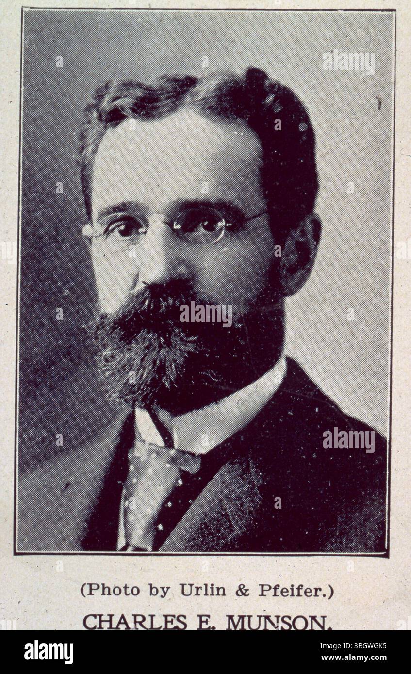 Charles E. Munson (1851-1927) fu presidente della Columbus Pharmacal Company e vicepresidente della Peoples Savings Association. Sposò Mary Peabody nel 1874. Foto Stock