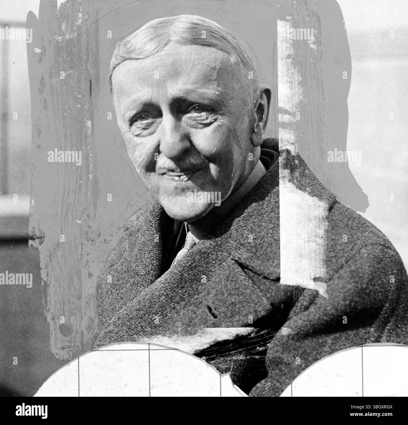 William Woodin uomo d'affari di New York e presidente della American Car and Foundry Company visto sul tetto del suo appartamento a New York. 22 febbraio 1933 Foto Stock