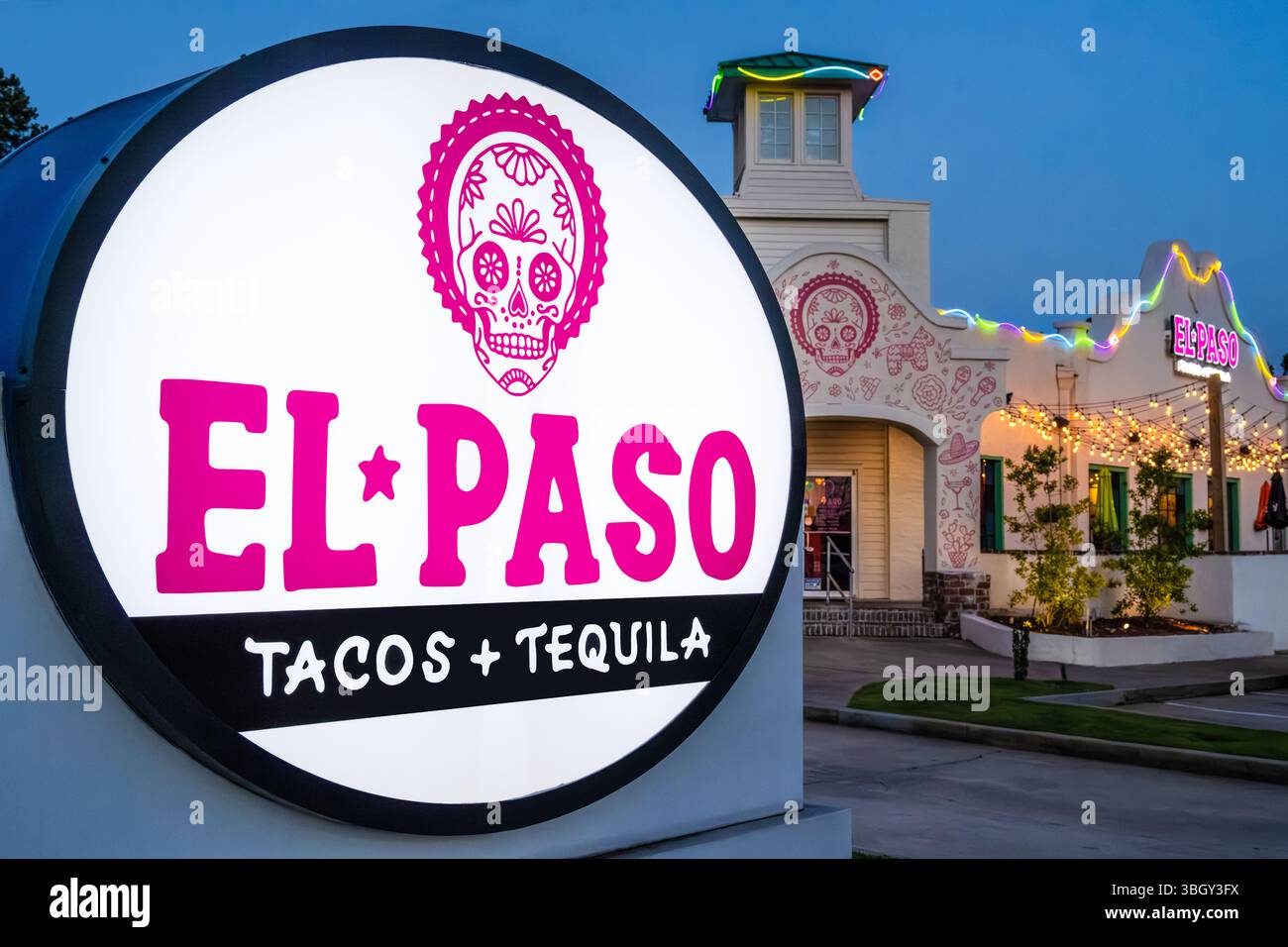El Paso Tacos + Tequila a Lilburn, Georgia, fa parte di una catena di ristoranti Tex-Mex a conduzione familiare nel sud-est degli Stati Uniti. Foto Stock