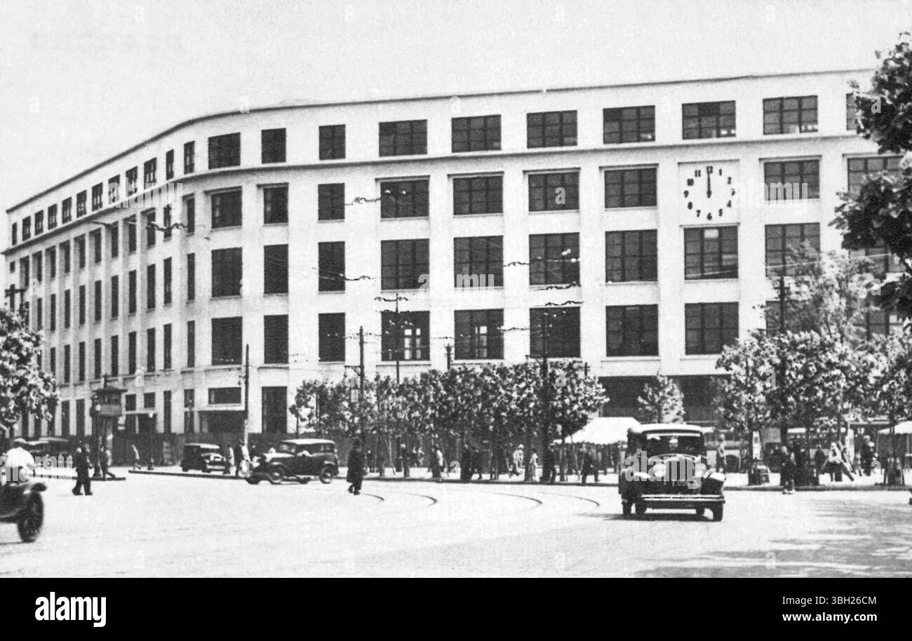 Foto d'epoca dell'ufficio postale centrale di Tokyo, Giappone - 1932 Foto Stock