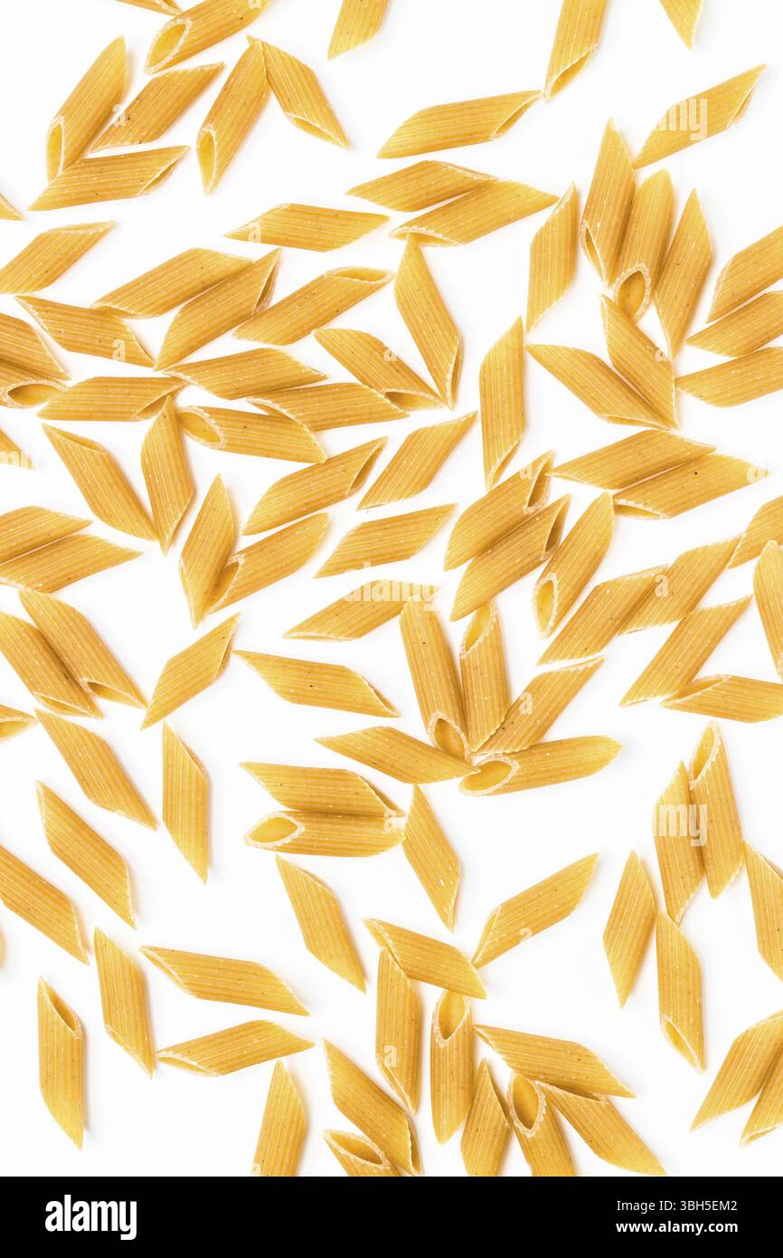 Penne italiane di fondo. Cibo crudo Foto Stock