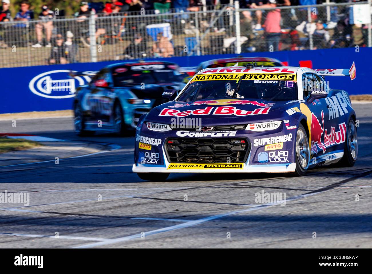 Will Brown della Triple Eight Race Engineering visto in azione durante gara 2 del Bosch Power Tools Perth Super440 al circuito di Barbagallo. Foto Stock