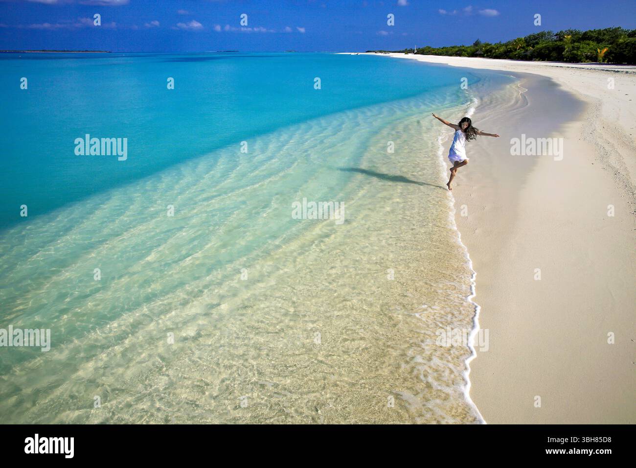ARCHIPEL DES MALDIVES. ATOLLO DI LHAVIYANI. UNE DES SUBLIMES PLAGES DE L'HOTEL DE LUXE KANUHURA Foto Stock