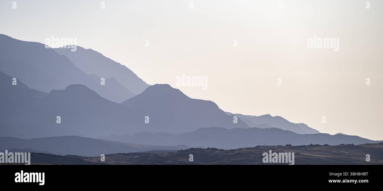 Paesaggio aspro e arido, Brandberg, Damaraland, Namibia, Africa Foto Stock
