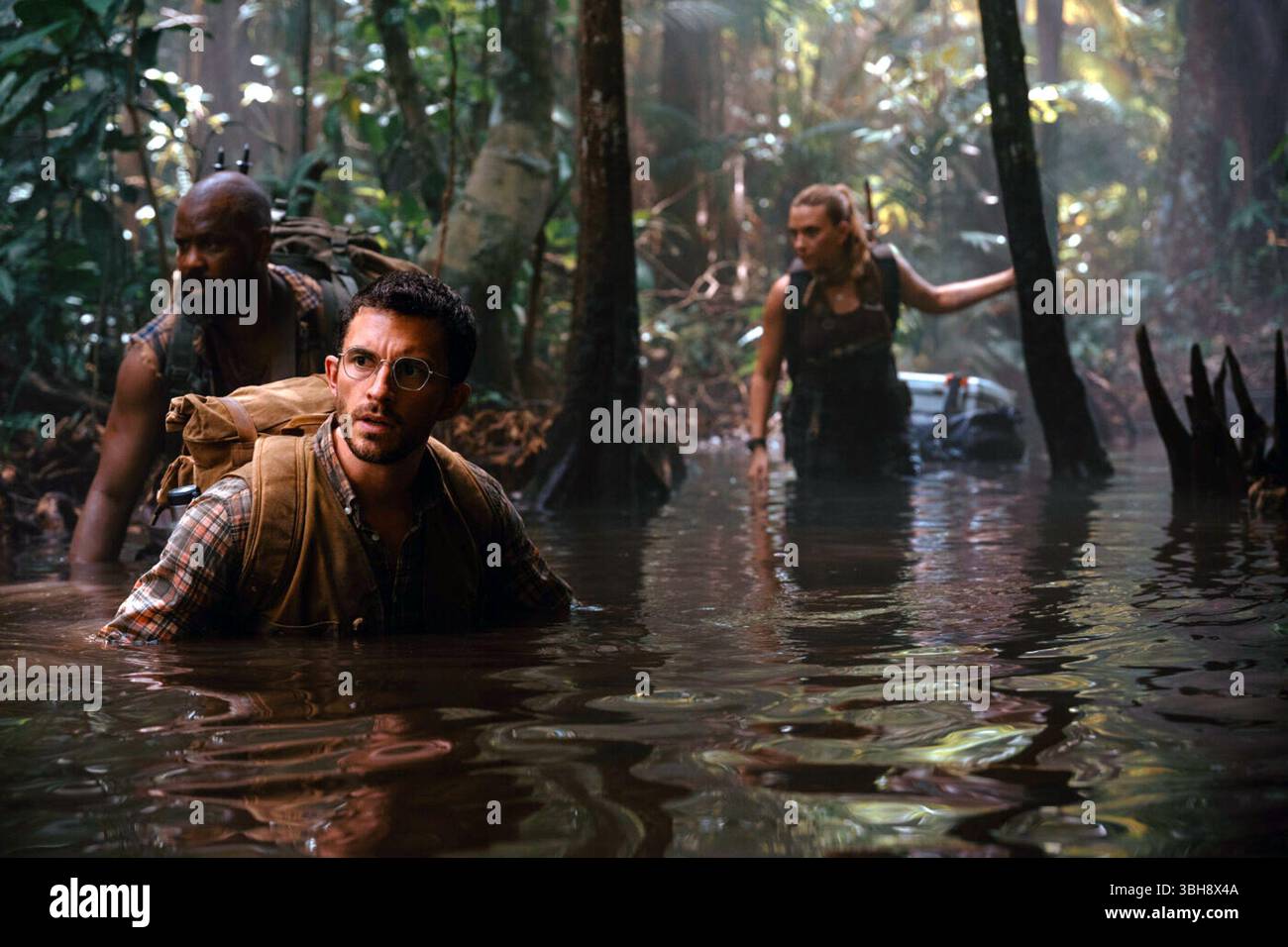 Jurassic World Rebirth è un film di fantascienza statunitense diretto da Gareth Edwards e scritto da David Koepp. È un sequel autonomo di Jurassic World Dominion (2022), il quarto film di Jurassic World e il settimo capitolo complessivo della serie Jurassic Park. Foto Stock