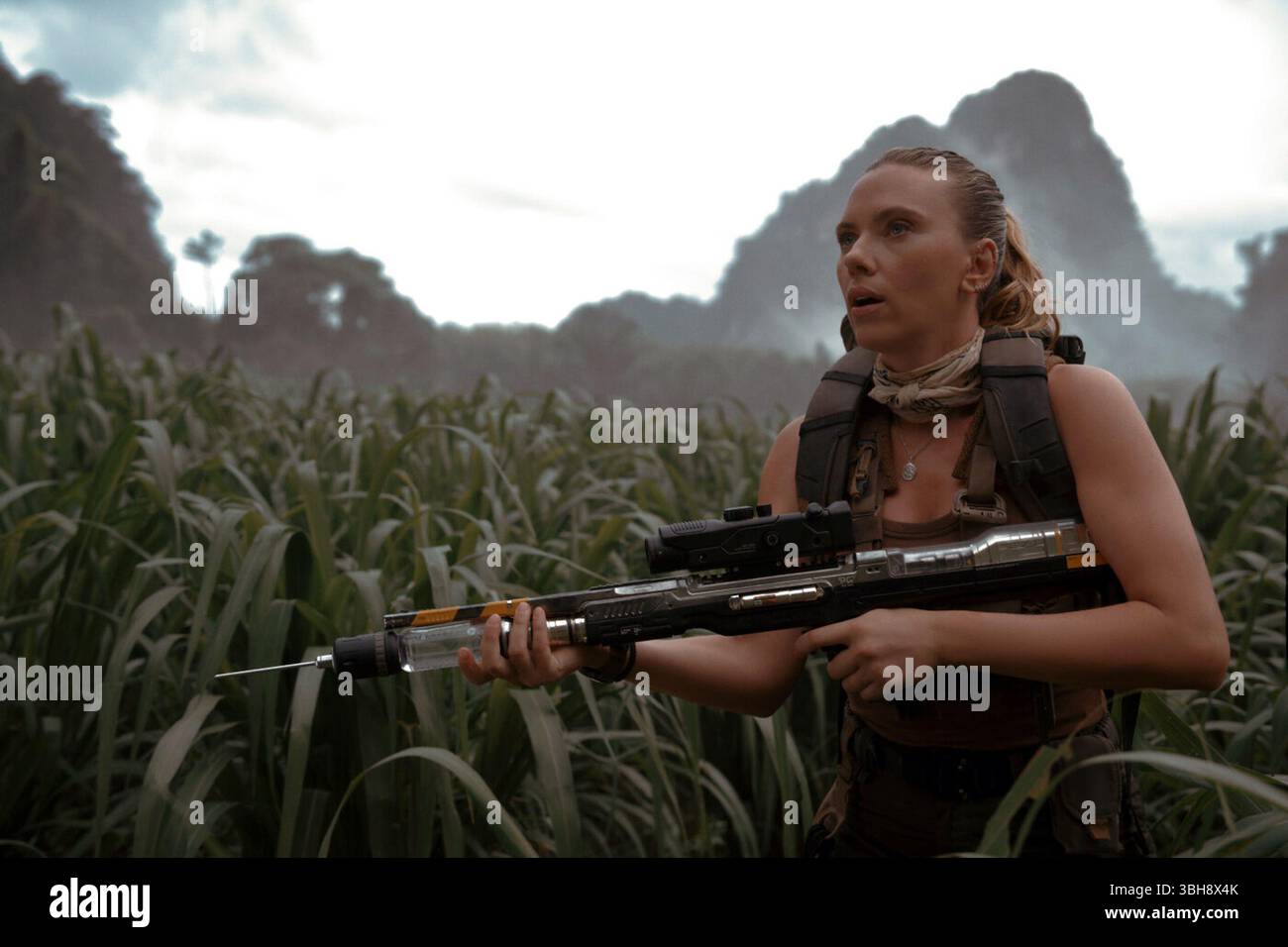 Jurassic World Rebirth è un film di fantascienza statunitense diretto da Gareth Edwards e scritto da David Koepp. È un sequel autonomo di Jurassic World Dominion (2022), il quarto film di Jurassic World e il settimo capitolo complessivo della serie Jurassic Park. Foto Stock