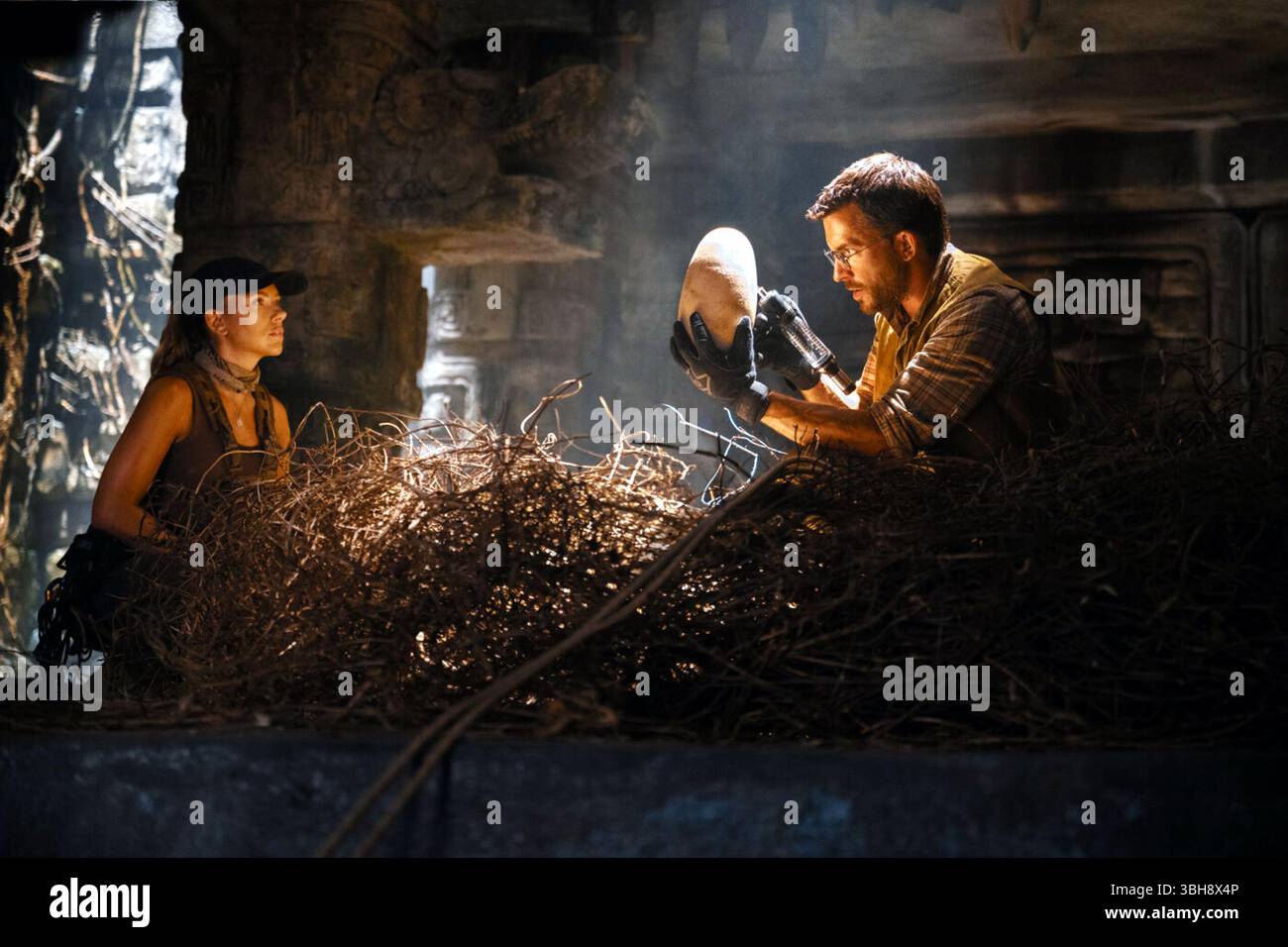 Jurassic World Rebirth è un film di fantascienza statunitense diretto da Gareth Edwards e scritto da David Koepp. È un sequel autonomo di Jurassic World Dominion (2022), il quarto film di Jurassic World e il settimo capitolo complessivo della serie Jurassic Park. Foto Stock