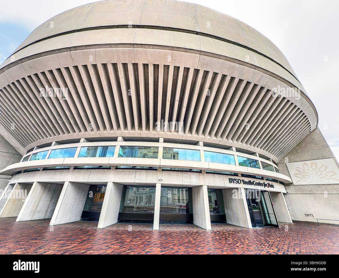 Boston Youth Symphony Orchestras (BYSO), Youth Center for Music, esterno dell'edificio, Christian Science Plaza, Boston, Massachusetts, STATI UNITI Foto Stock