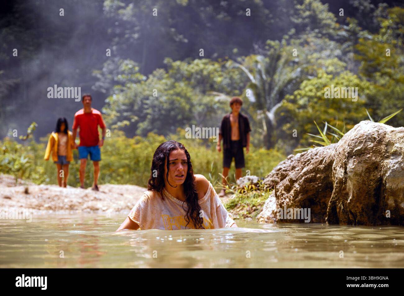 Jurassic World Rebirth è un film di fantascienza statunitense diretto da Gareth Edwards e scritto da David Koepp. È un sequel autonomo di Jurassic World Dominion (2022), il quarto film di Jurassic World e il settimo capitolo complessivo della serie Jurassic Park. Foto Stock