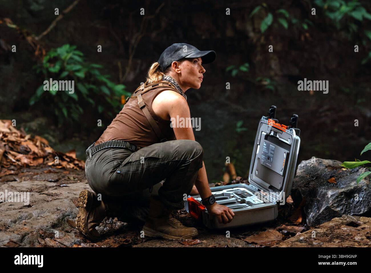 Jurassic World Rebirth è un film di fantascienza statunitense diretto da Gareth Edwards e scritto da David Koepp. È un sequel autonomo di Jurassic World Dominion (2022), il quarto film di Jurassic World e il settimo capitolo complessivo della serie Jurassic Park. Foto Stock