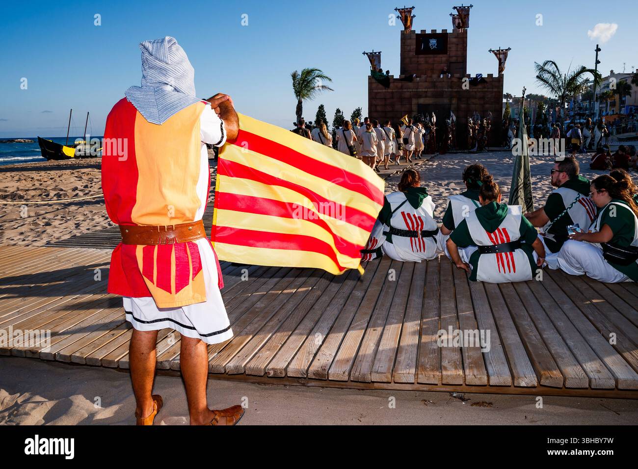 La bandiera catalana vola sopra la cache di Villajoyosa Foto Stock
