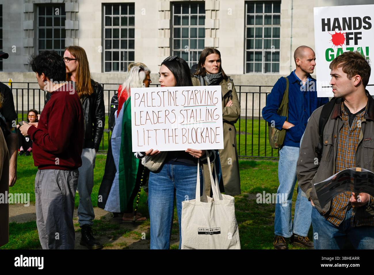 Londra, Regno Unito. 9 giugno 2025. Rilasciare la protesta delle navi della Freedom Flotilla Coalition a Downing Street - Londra - Regno Unito crediti: Monkey Butler Images/Alamy Live News Foto Stock